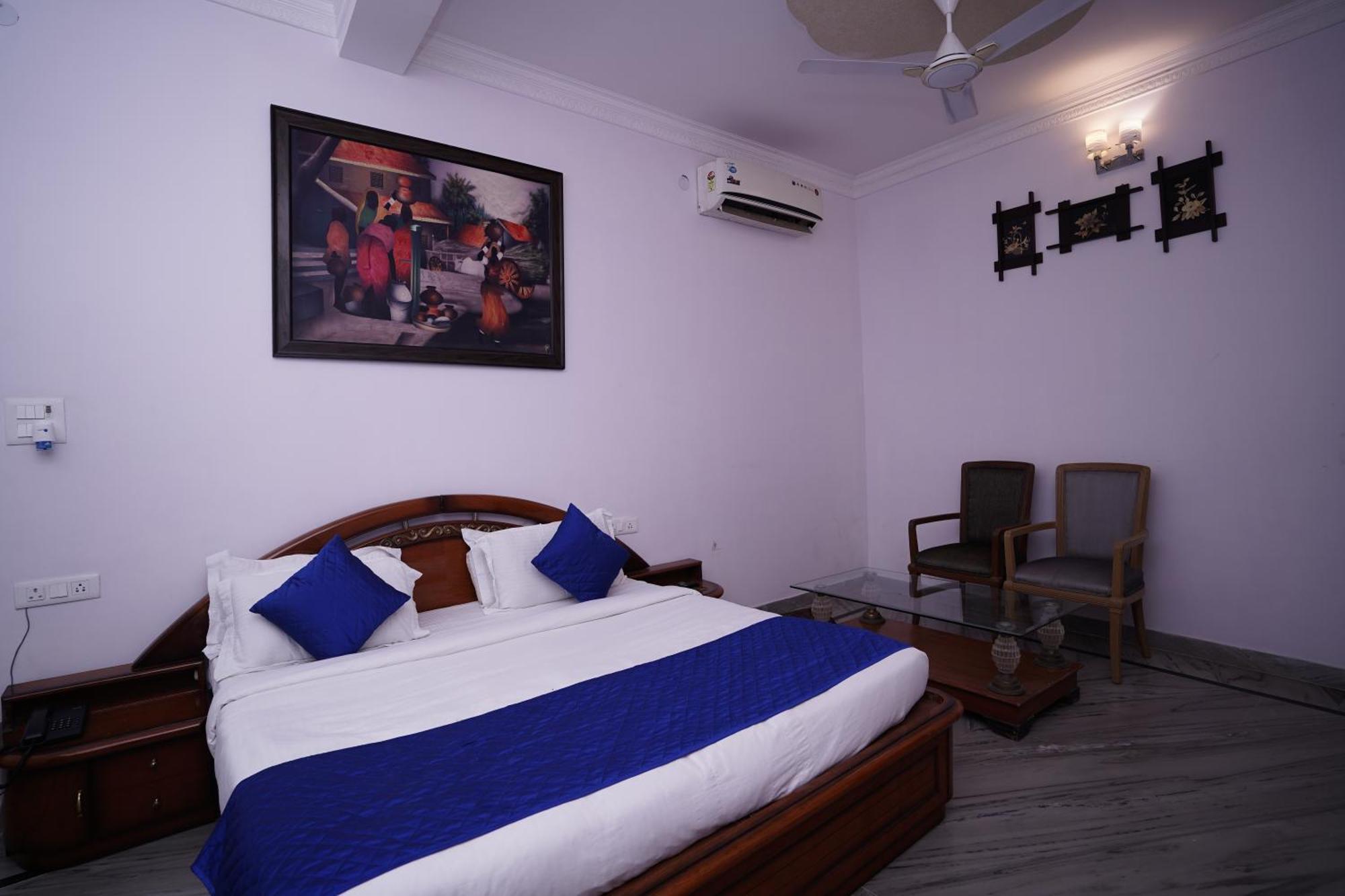Hotel Lecston @Yashobhoomi Dwarka Sector - 25 Metro Station Delhi  Eksteriør billede