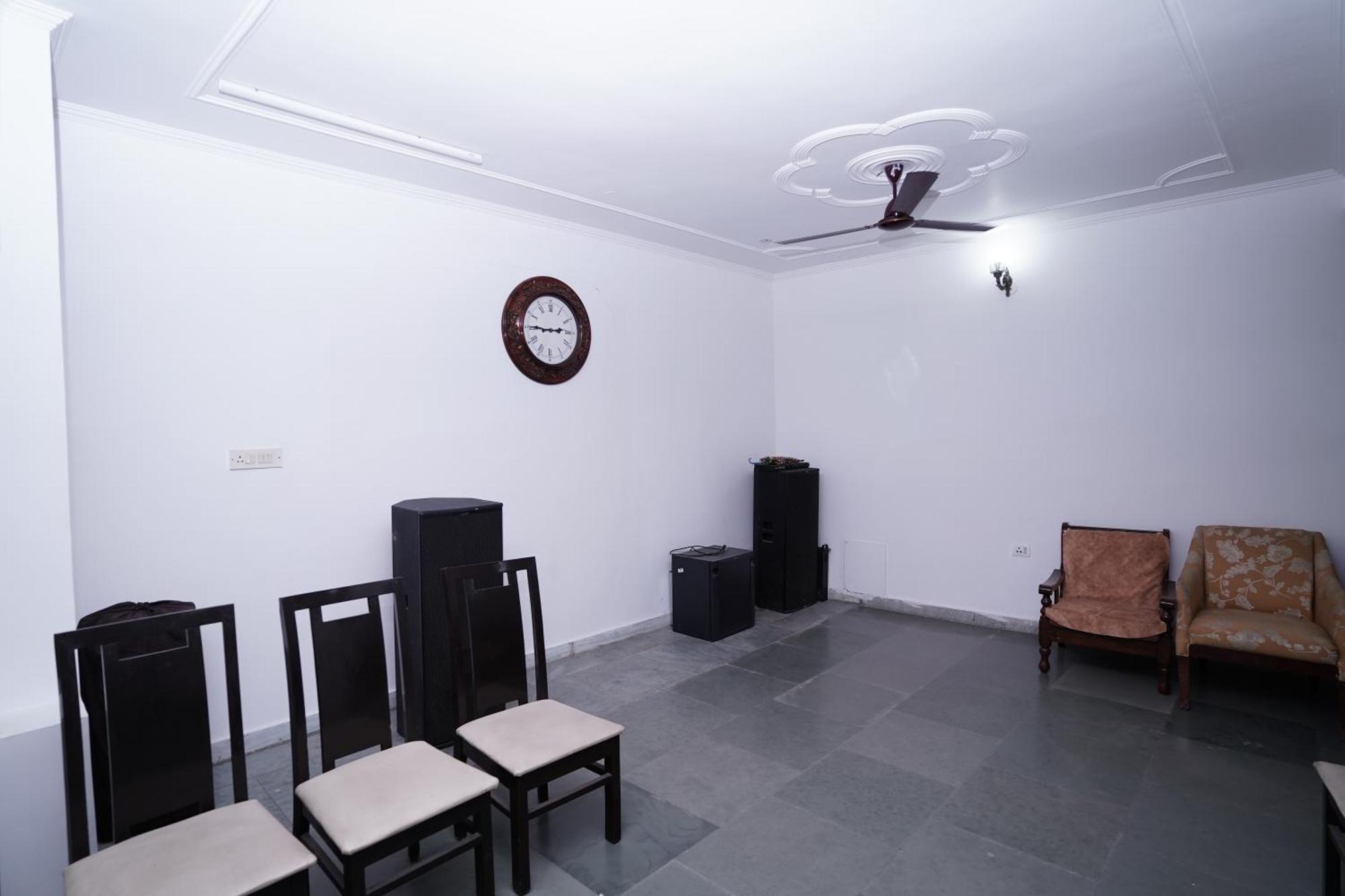 Hotel Lecston @Yashobhoomi Dwarka Sector - 25 Metro Station Delhi  Eksteriør billede